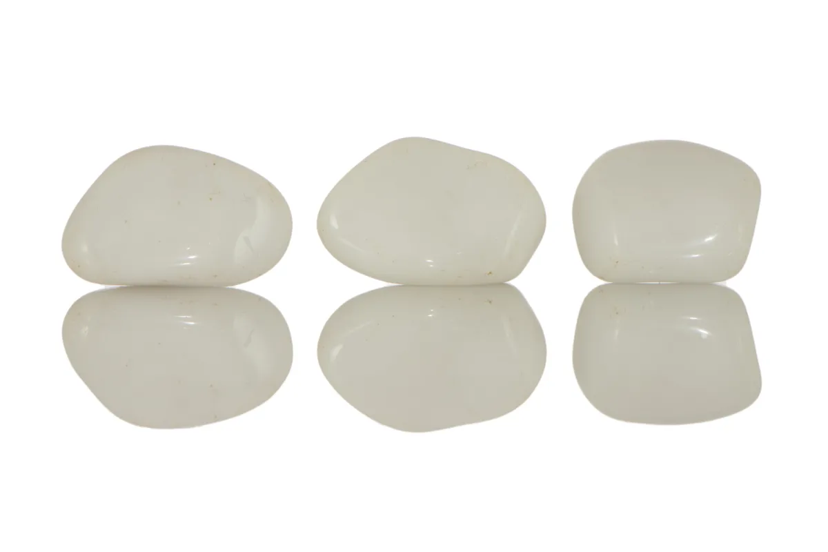 Weißer Opal