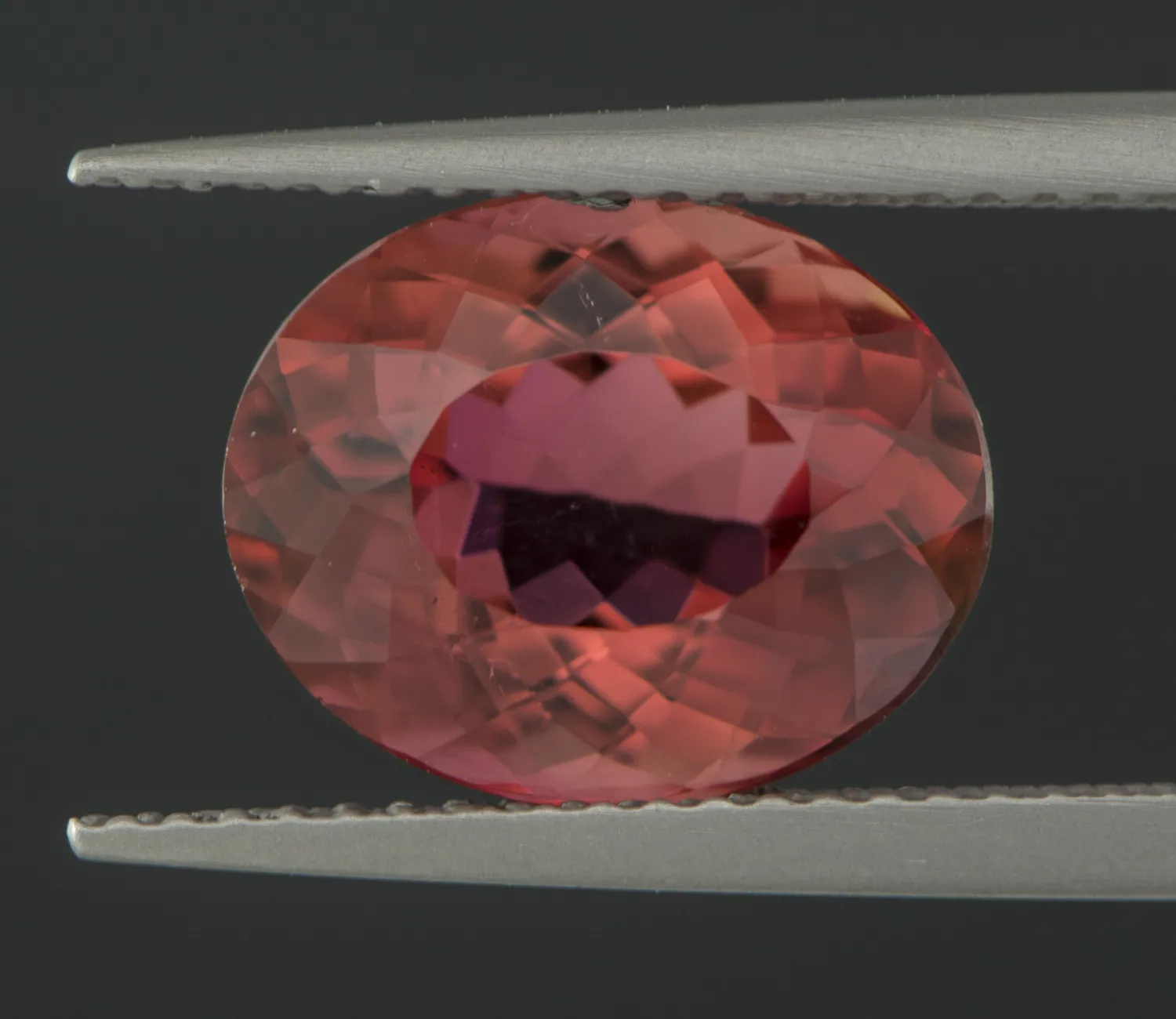 Roter Turmalin