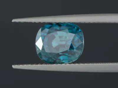 Blauer Zirkon