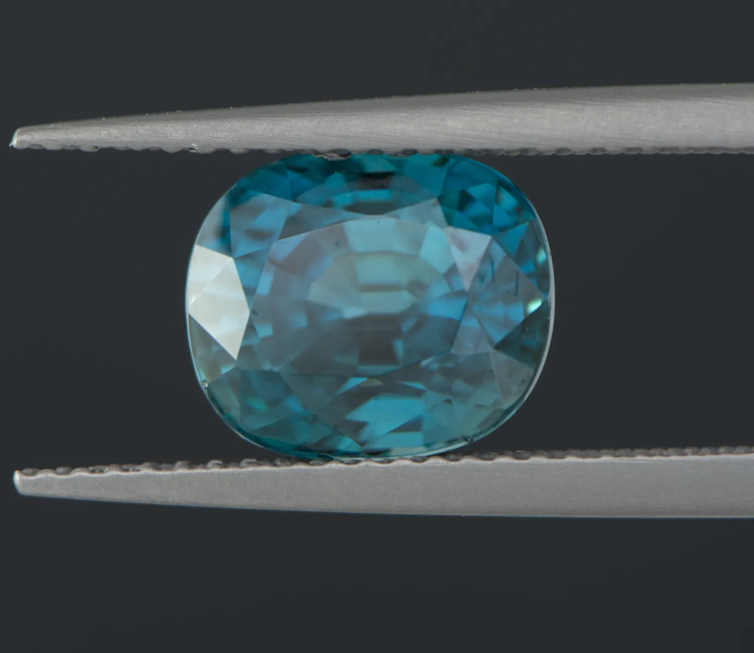 Blauer Zirkon