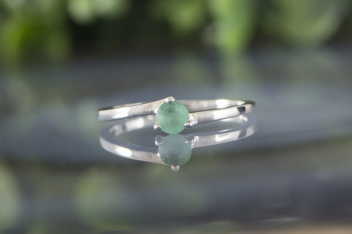 Ring mit Smaragd