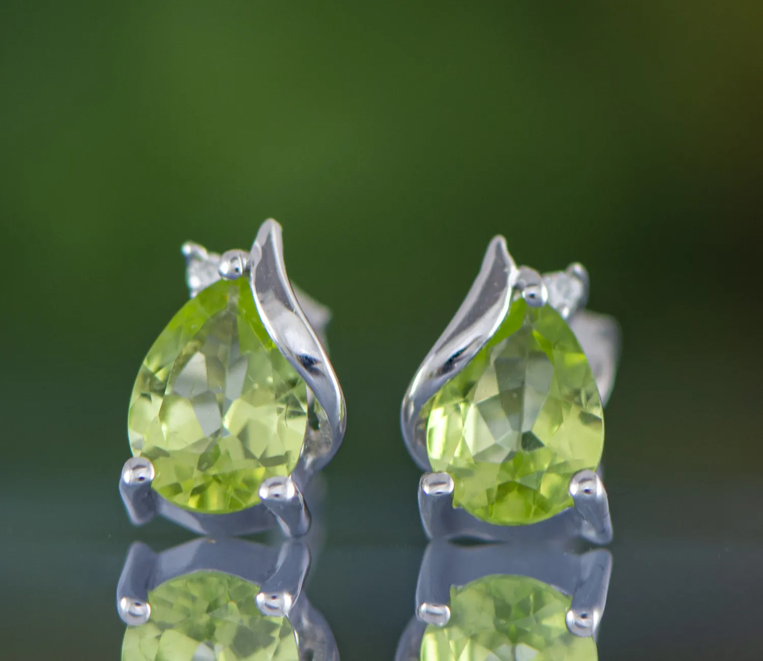 Ohrringe mit Peridot