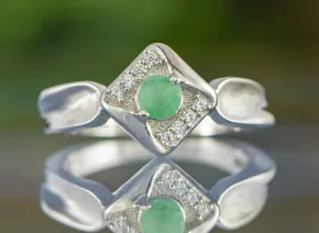 Ring mit Smaragd
