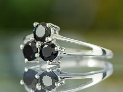 Ring mit schwarzem Turmalin