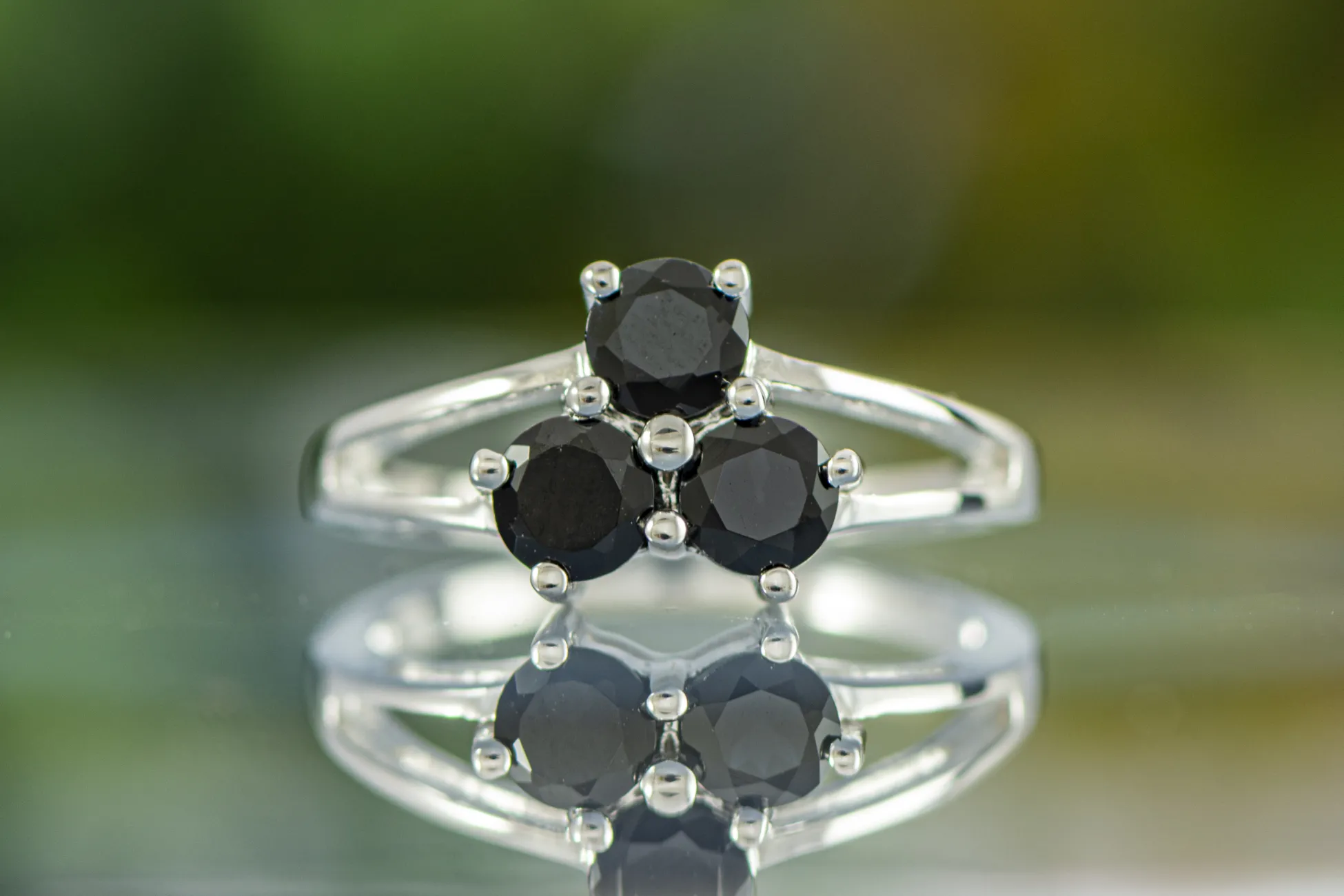 Ring mit schwarzem Turmalin