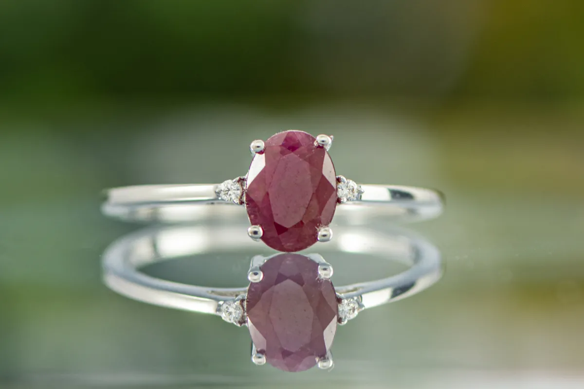Silberring mit Rubin