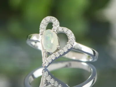 Ring mit Opal