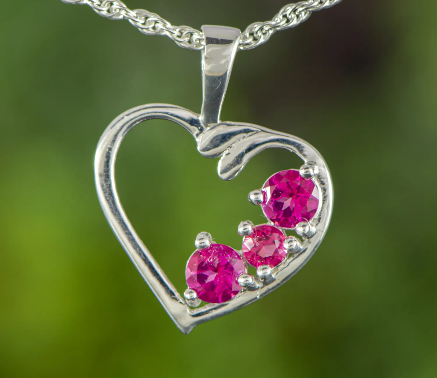 Herz mit rosa Topas