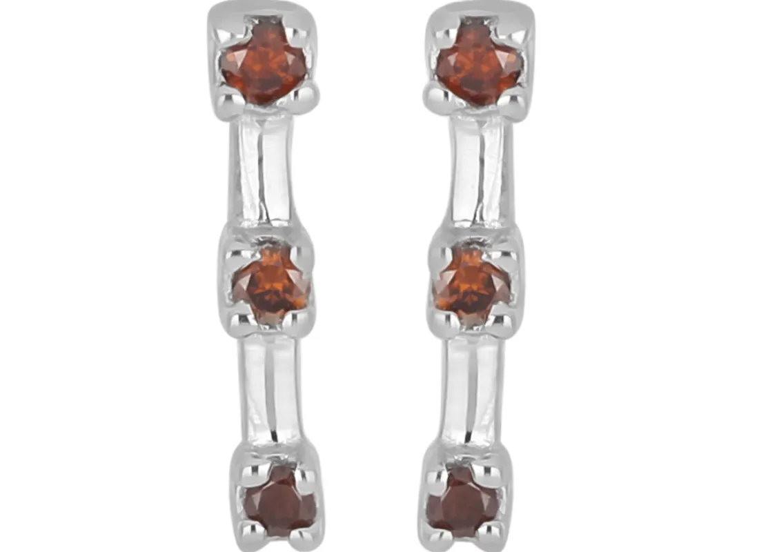 Silberohrringe mit roten Diamanten
