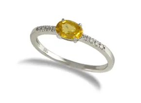 Goldring mit gelbem Saphir und Diamanten