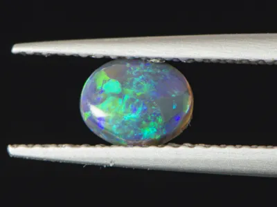 Schwarzer Opal 0,48cts.