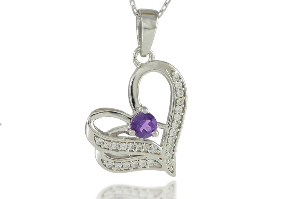 Silbernes Herz mit natürlichem Amethyst