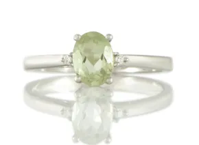 Ring mit grünem Amethyst
