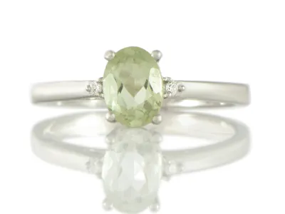 Ring mit grünem Amethyst