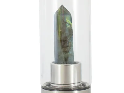 Wasserflasche mit Labradorit