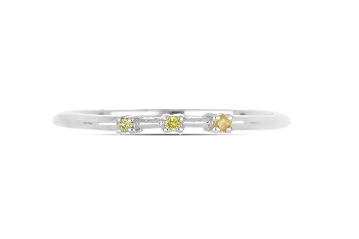 Silberring mit gelben Diamanten