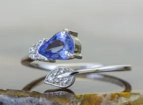 Ring mit Tansanit