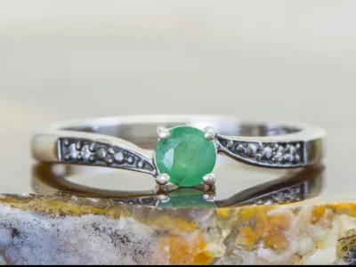 Silberring mit Smaragd (Emerald)