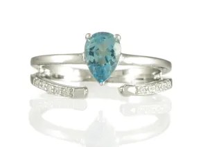Ring mit Blauem Topas