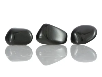 Schwarzer Obsidian