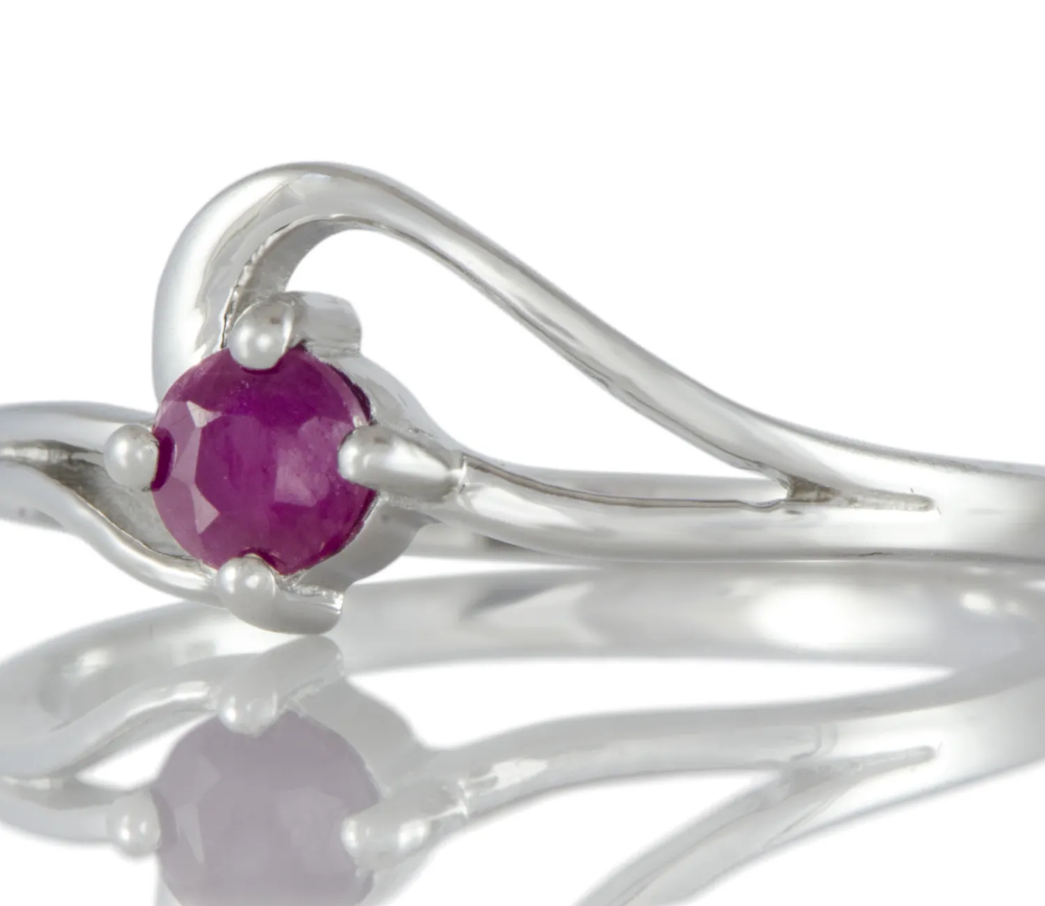 Ring mit Rubin