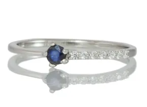 Ring mit Blauem Saphir