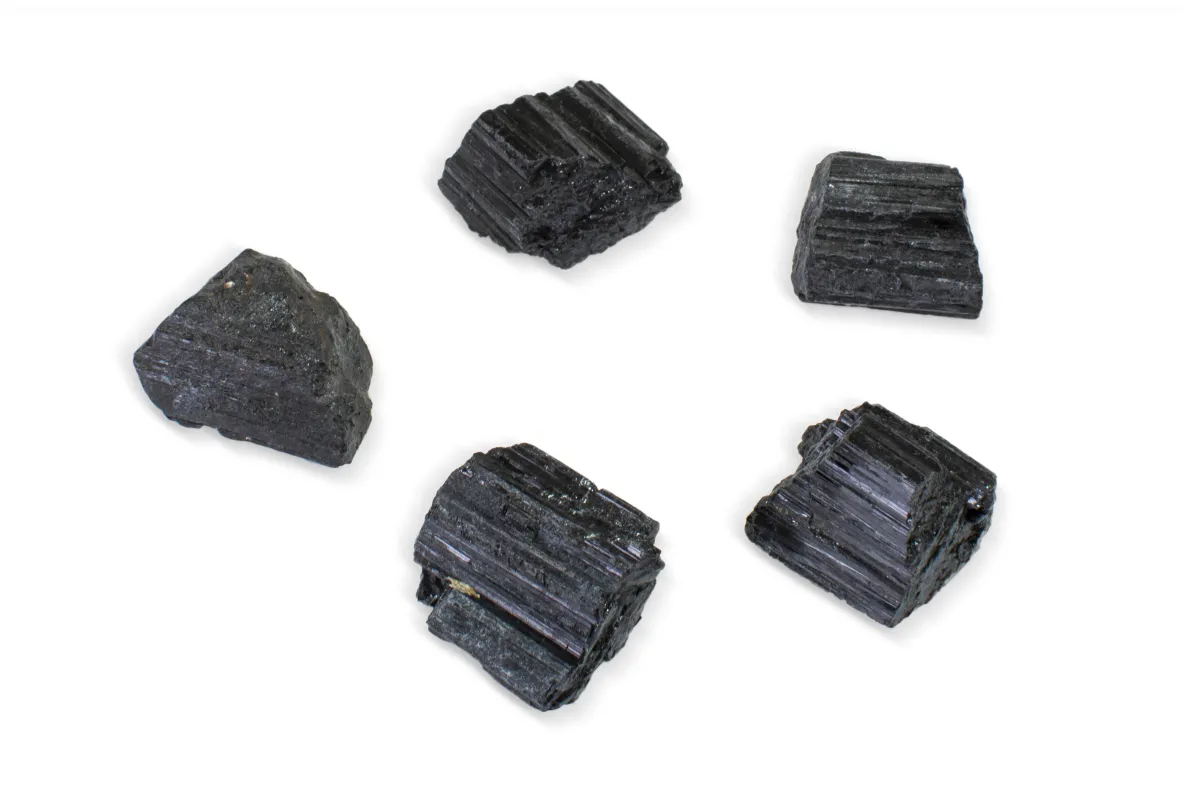 Unbearbeiteter schwarzer Turmalin