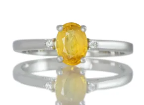 Ring mit Gelbem Saphir