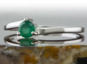 Ring mit grünem Achat
