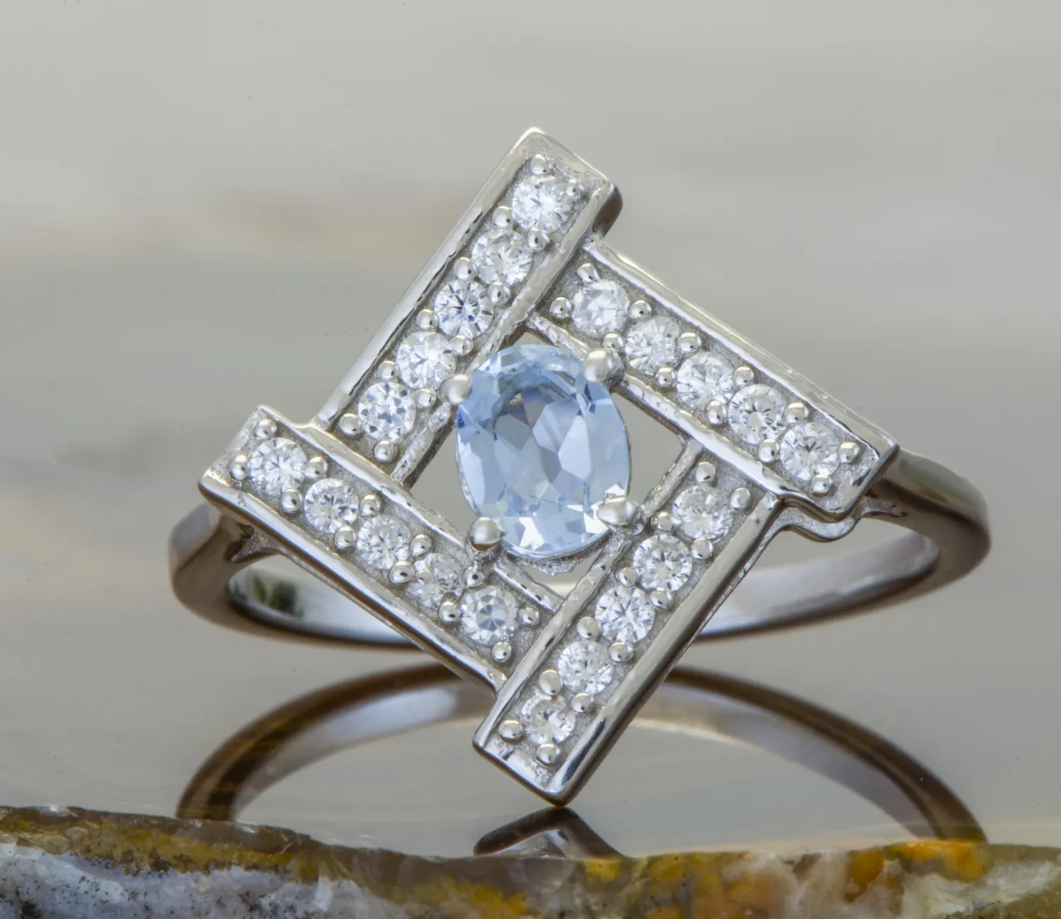 Ring mit Aquamarin