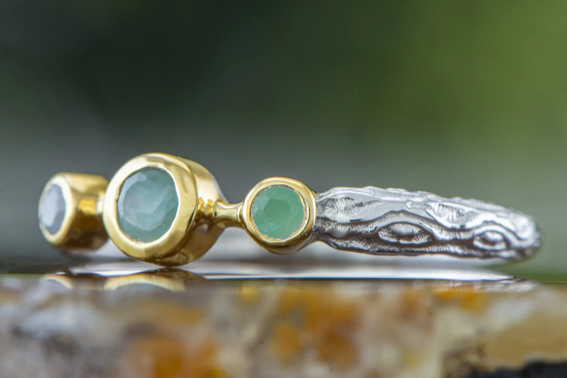 Ring mit Smaragden