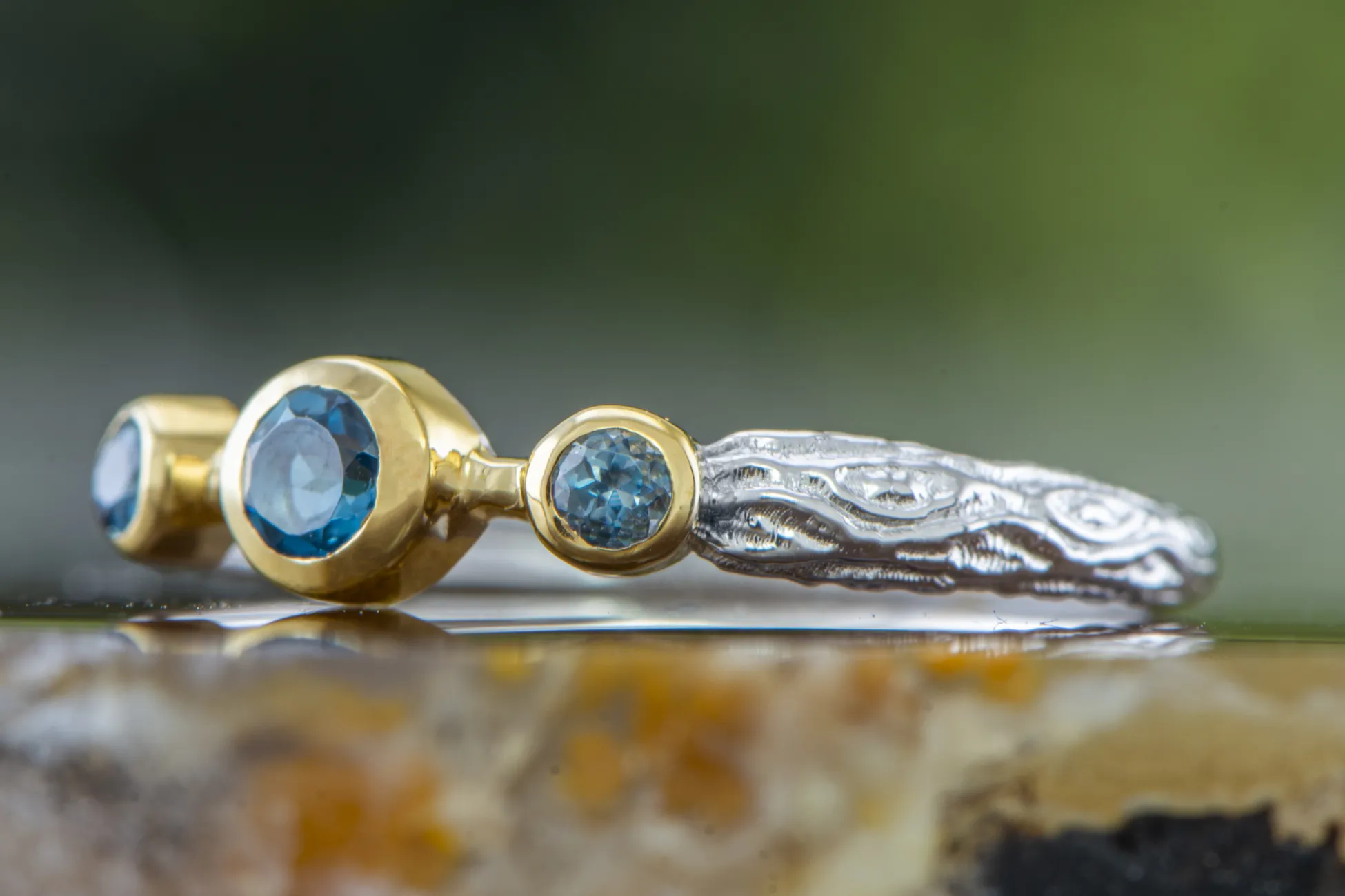 Silberring mit London Topas