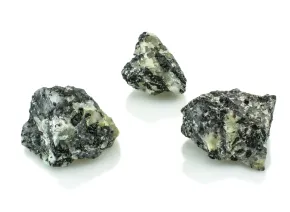 Schwarzer Turmalin in Quarz