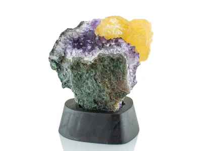 Amethyst mit Calcit