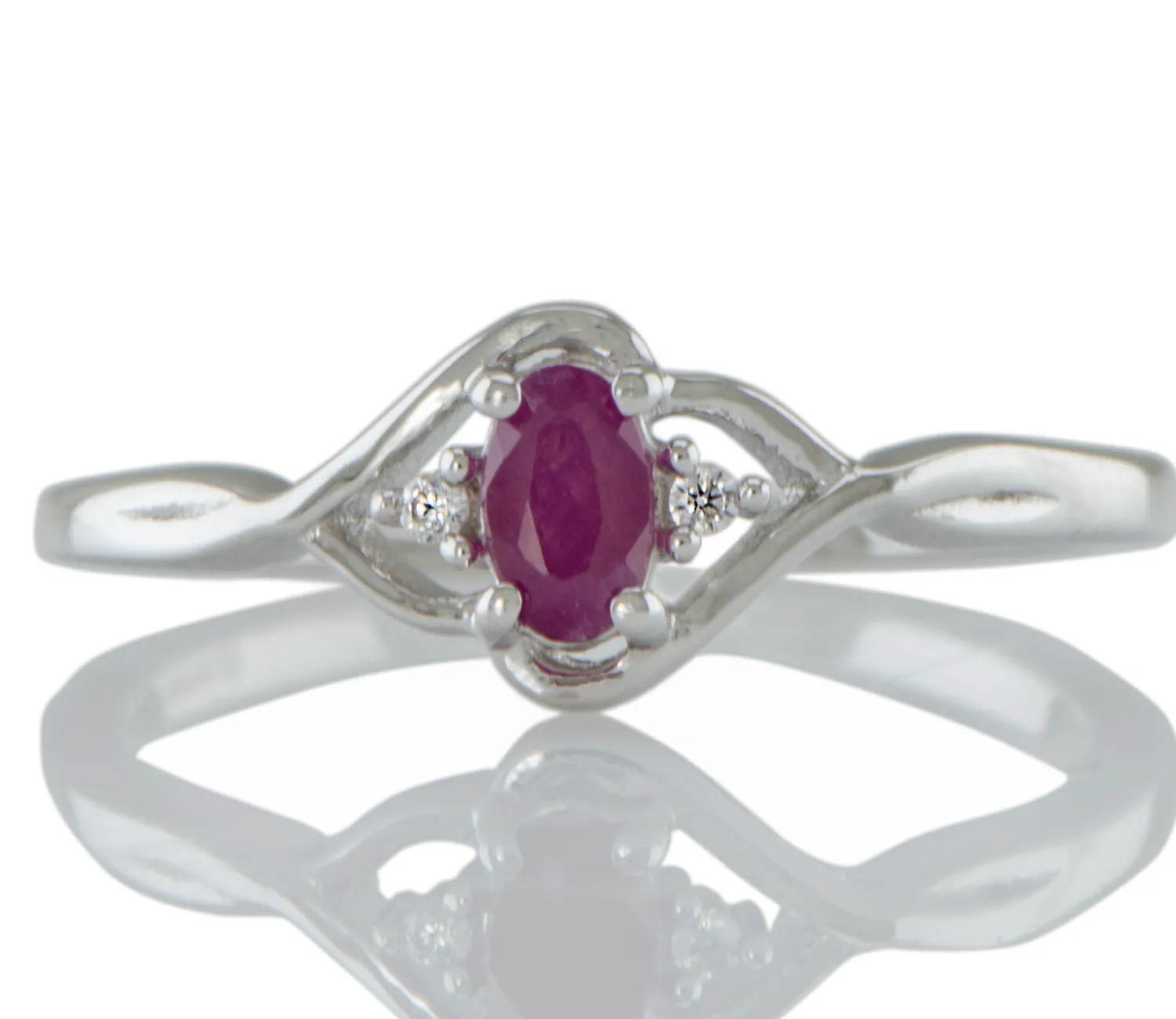 Ring mit Rubin
