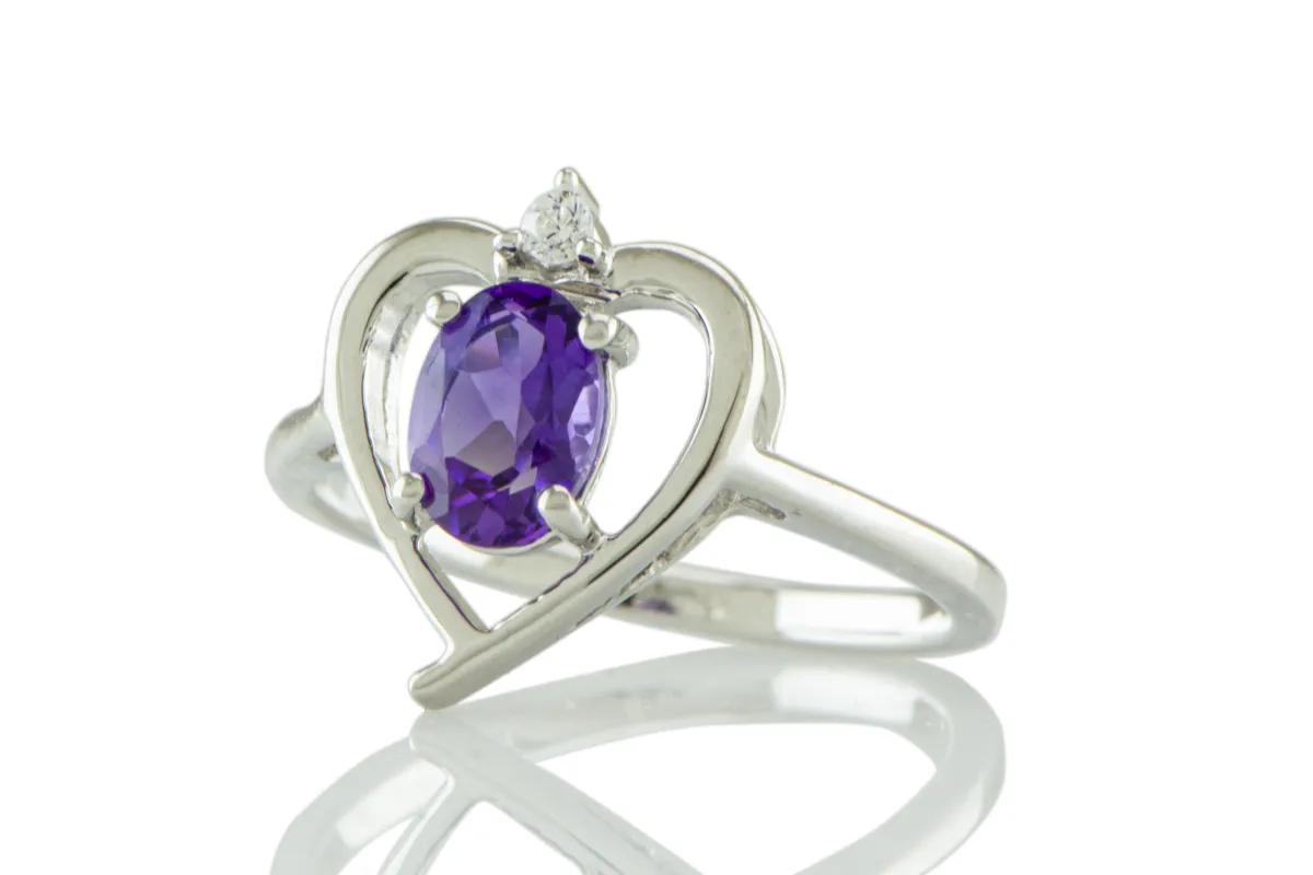 Ring mit Amethyst