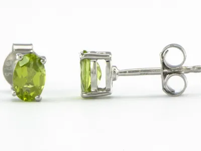 Silberohrstecker mit Peridot