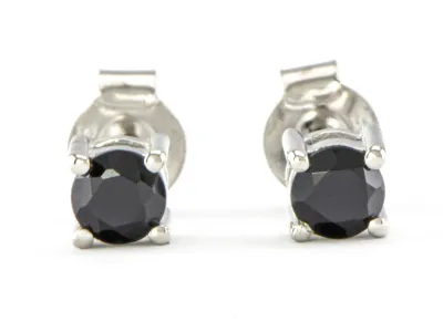 Silberohrringe mit Onyx