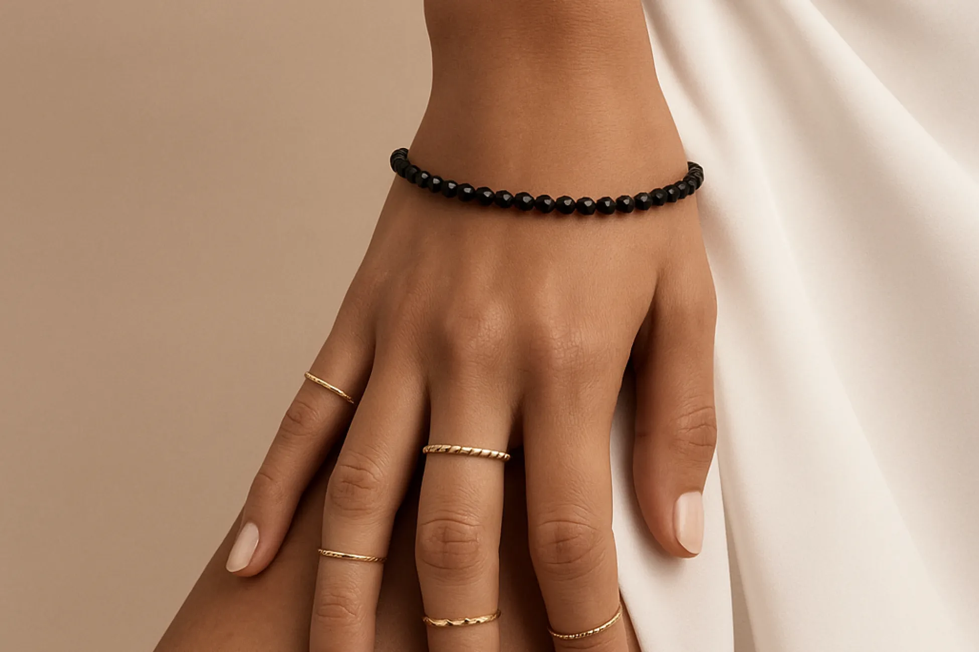 Armband mit schwarzem Turmalin