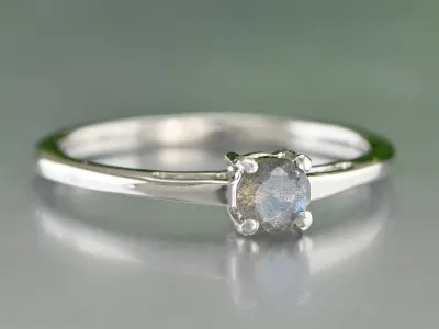 Silberring mit Labradorit