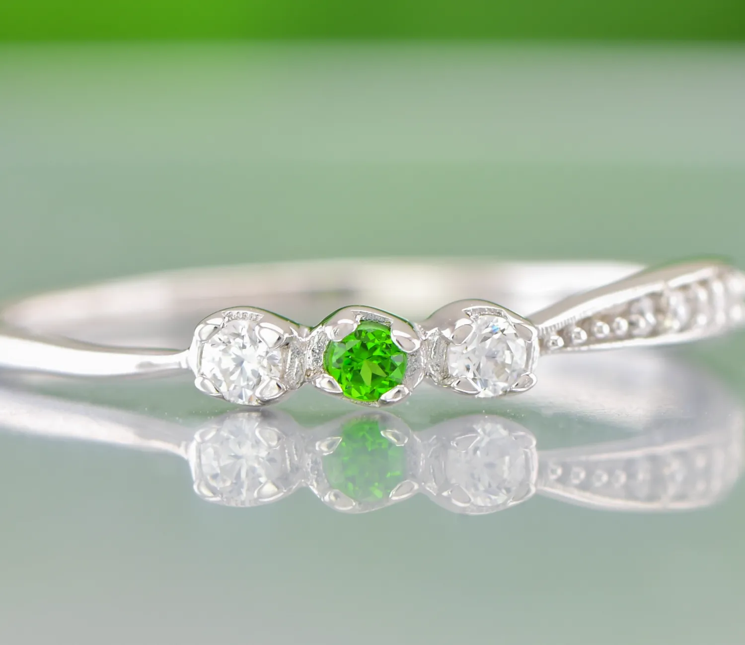 Silberring mit Chromdiopsid