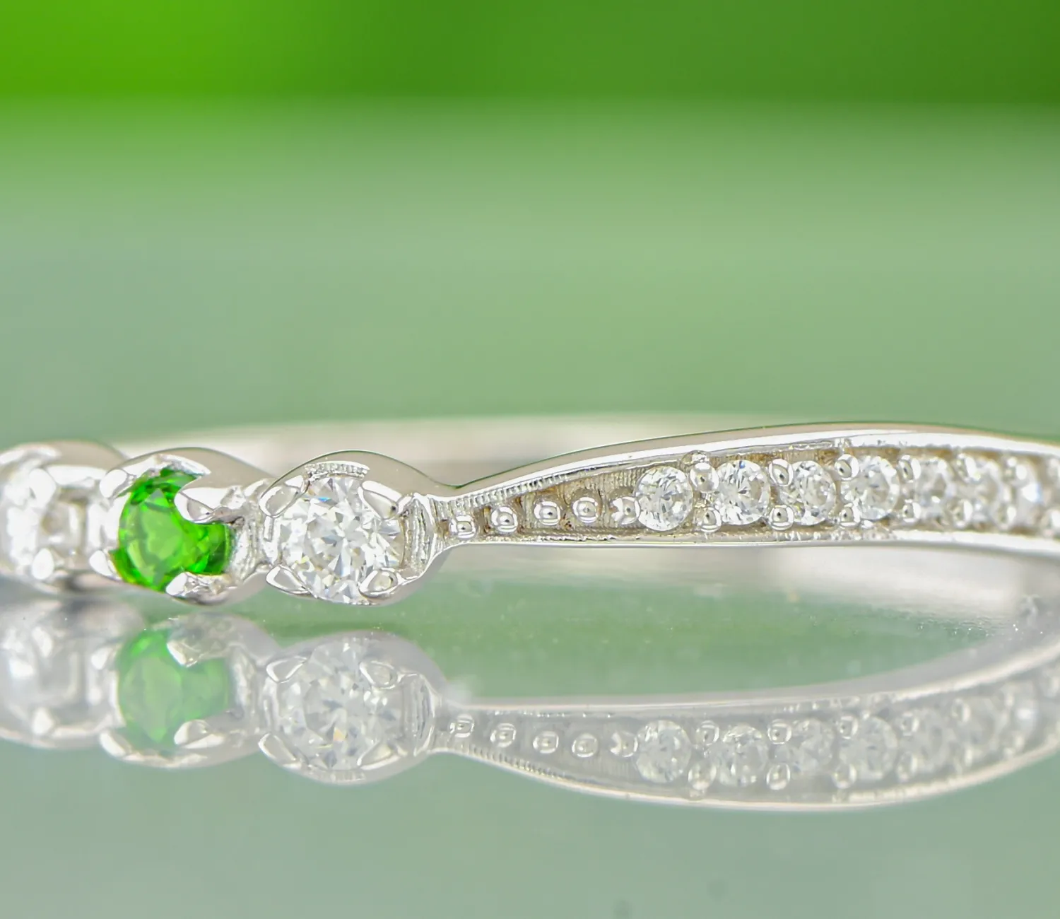 Silberring mit Chromdiopsid