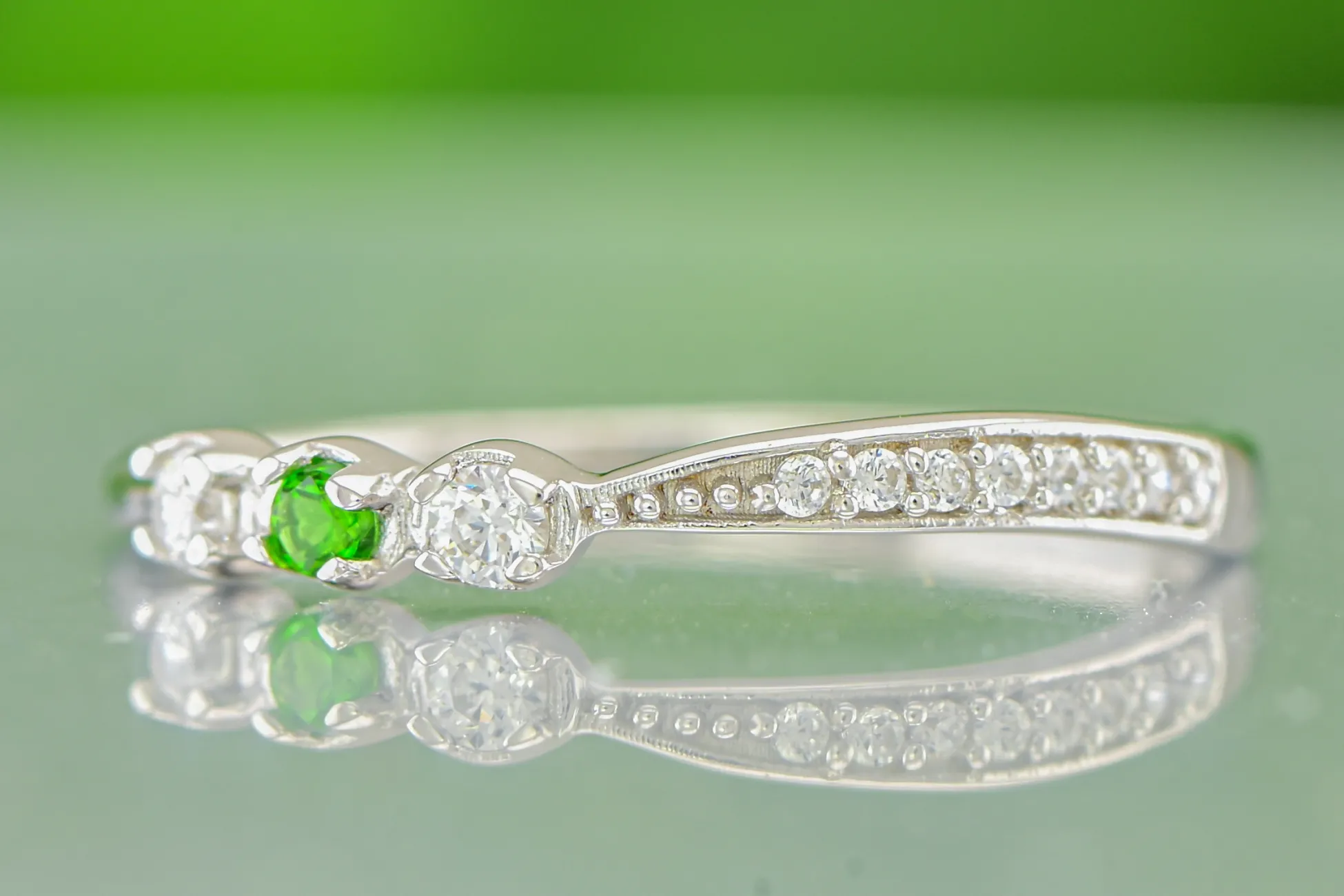Silberring mit Chromdiopsid