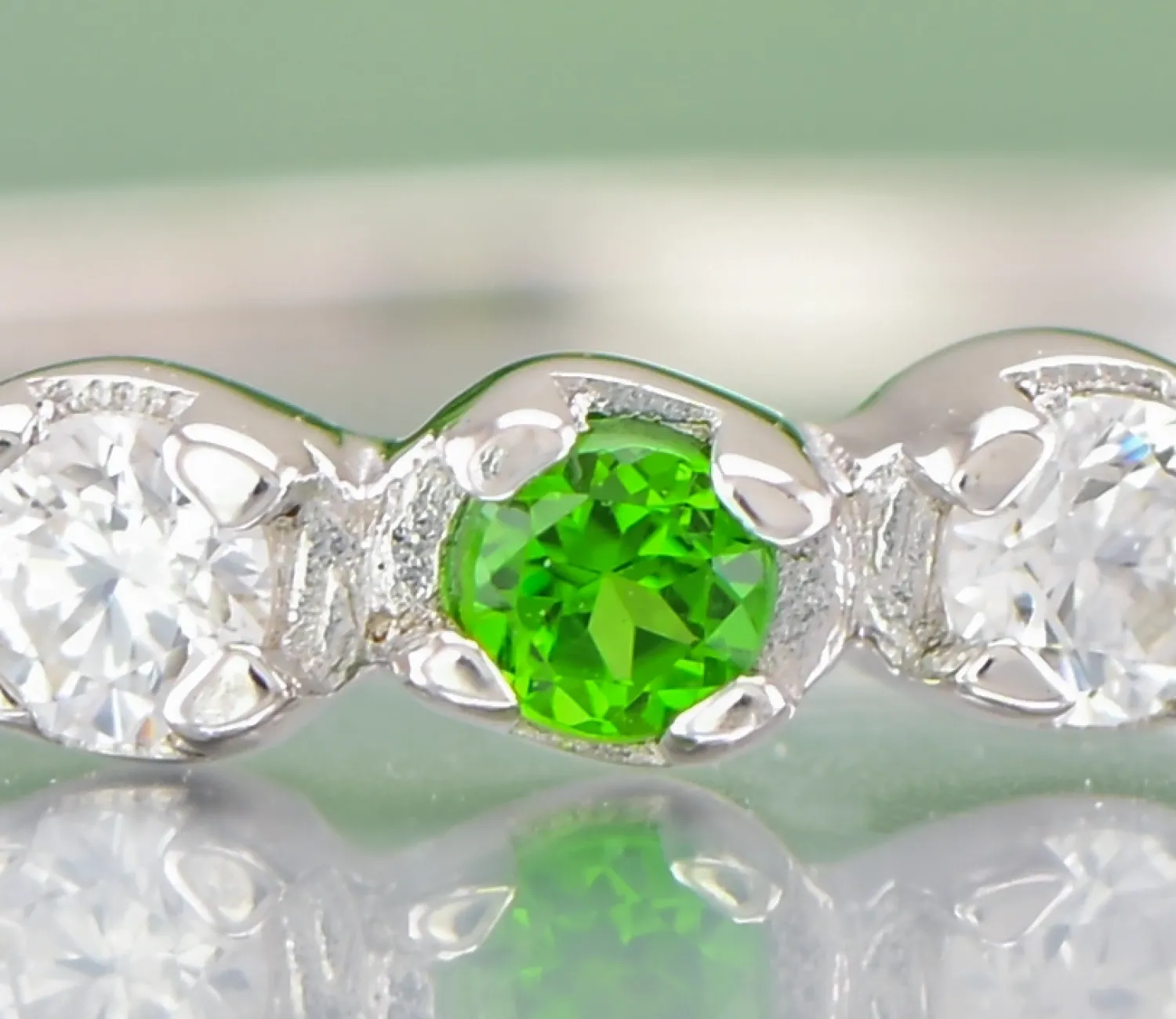 Silberring mit Chromdiopsid