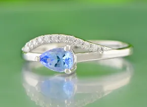 Ring mit Tansanit