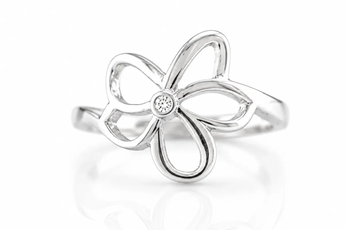 Silberring mit Diamant