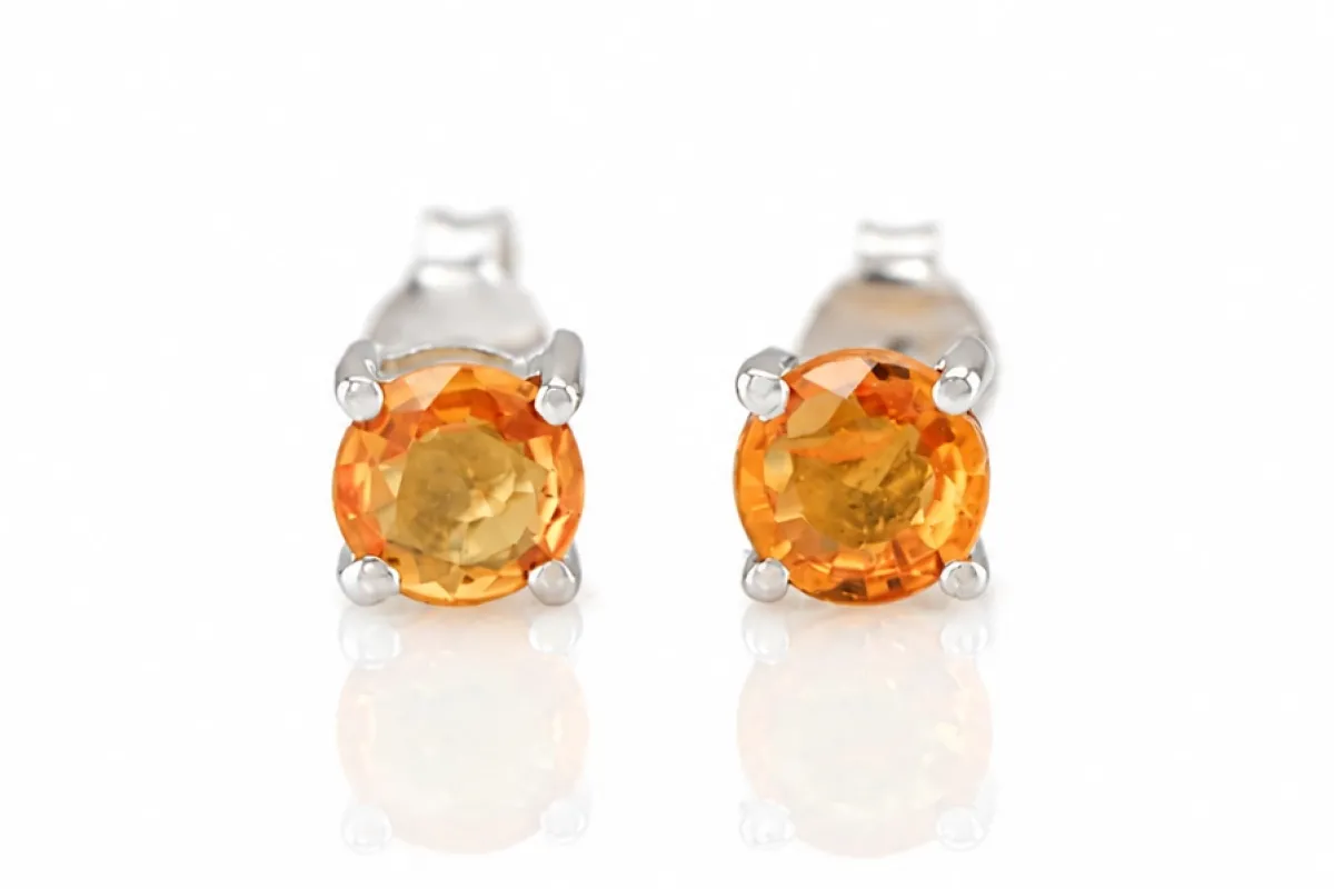 Silberohrringe mit orangefarbenem Saphir