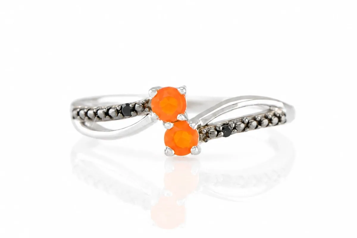 Silberring mit Feueropal
